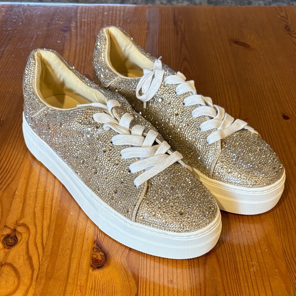 Betsey Johnson silver suton Sparkle Sneakers